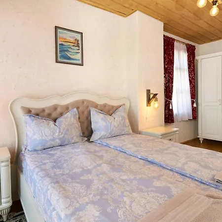 Villa търтефф *